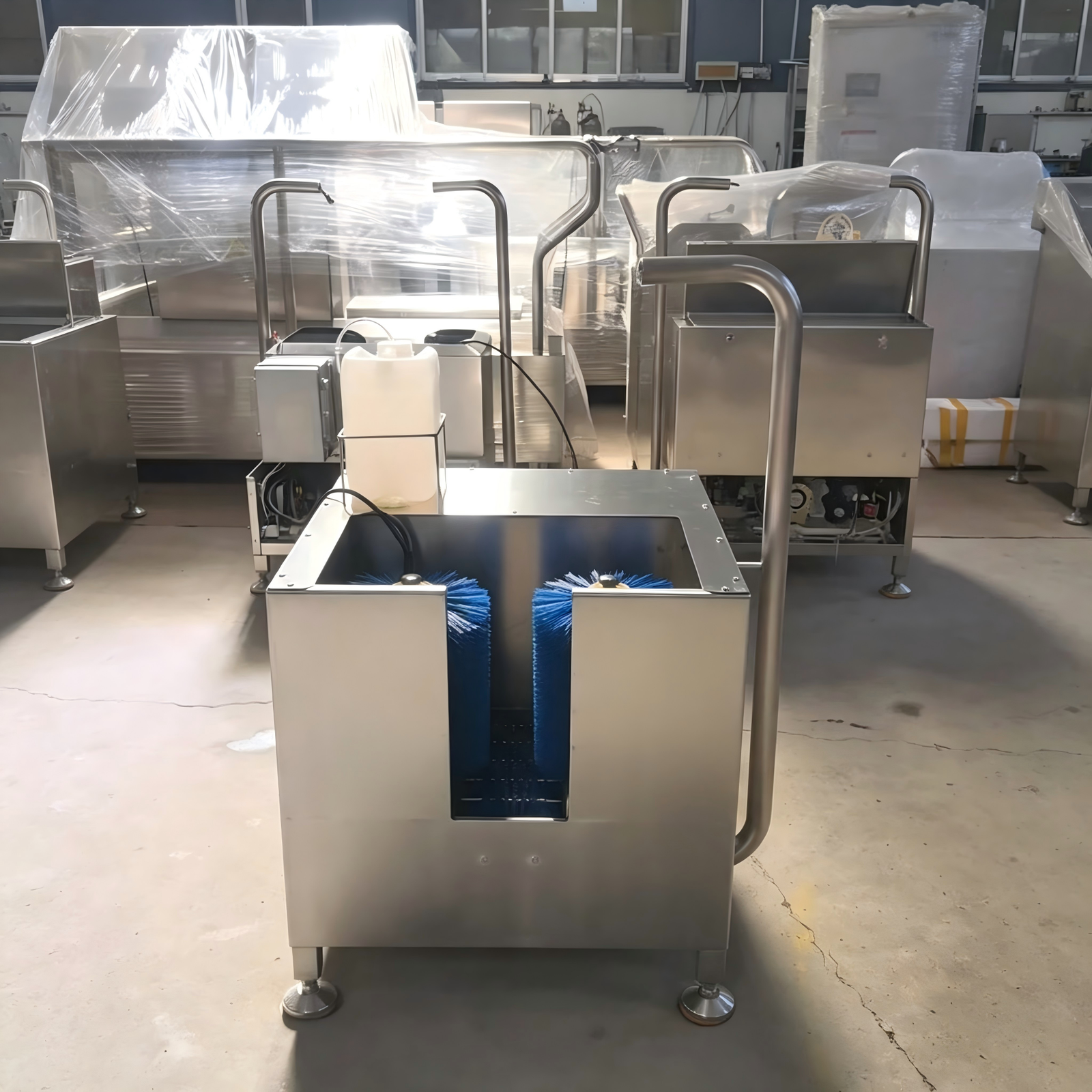 VIGISAN factory workshop for hygiene equipment
